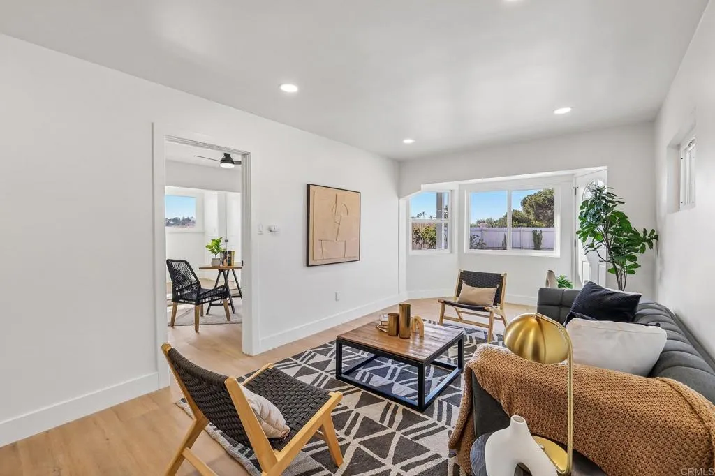 https://cdn.realtyfeed.com/cdn/127/307084237/183d392b98d342bf461be51b36fa91f3.webp