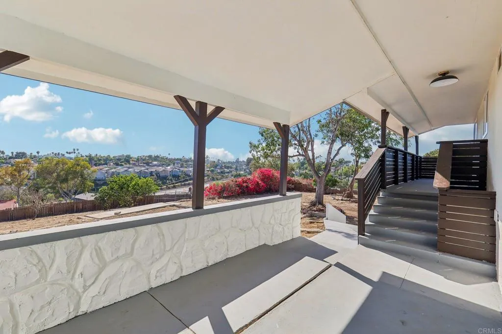 https://cdn.realtyfeed.com/cdn/127/307084237/f218d79d8474d7ede0ca1cece86598d8.webp
