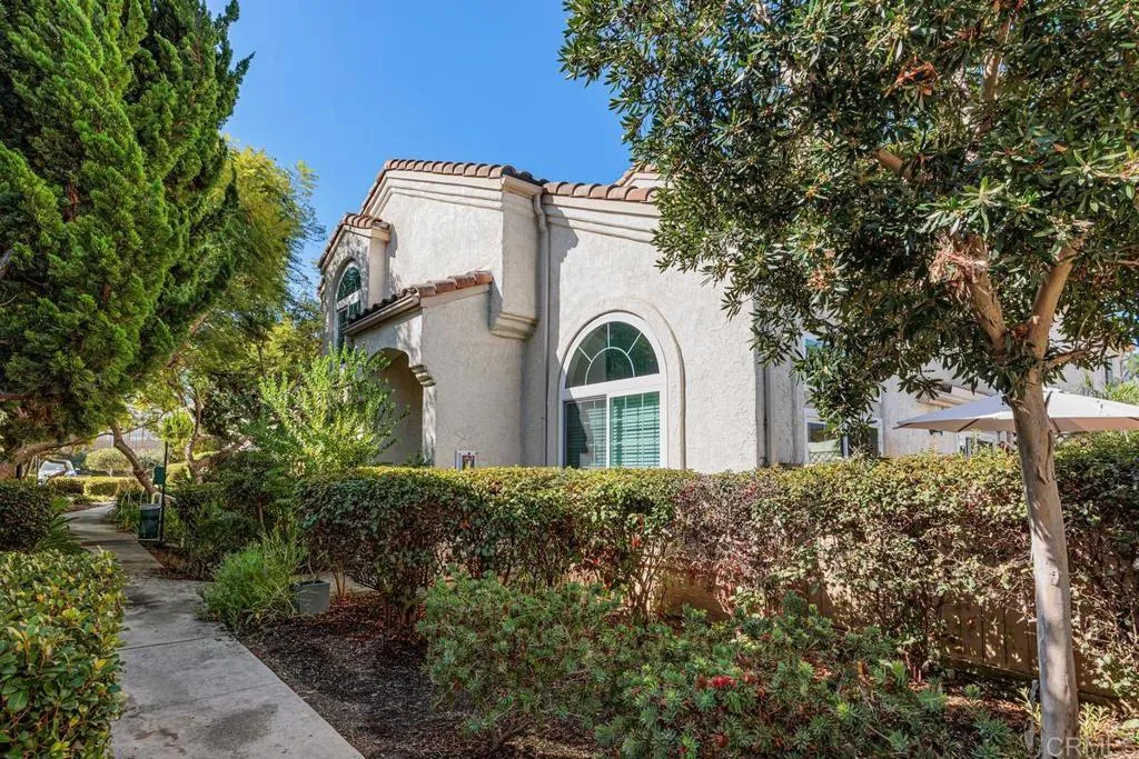 730 Breeze Hill Road Unit 230, Vista, CA 92081 - Photo 2 of 37, Vista, CA