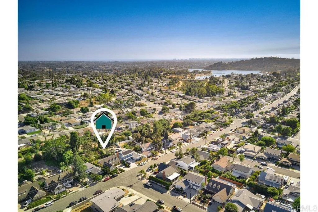 https://cdn.realtyfeed.com/cdn/127/307084331/1acc192d16499dbf63b5b61670d9cbff.webp