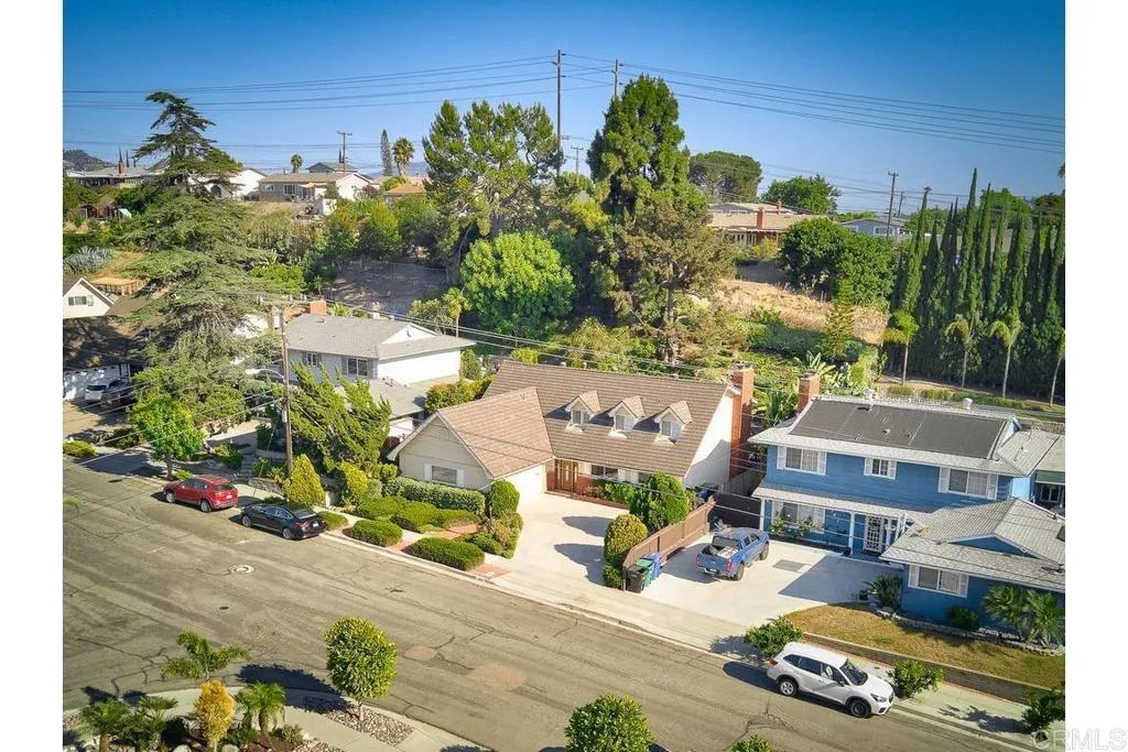https://cdn.realtyfeed.com/cdn/127/307084331/5f9d4500564790c13a0acee85ea8d768.webp