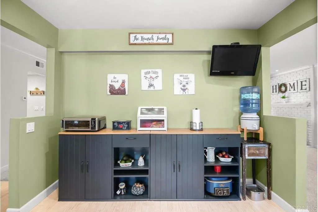 https://cdn.realtyfeed.com/cdn/127/307084331/9aae283edac62882800a69d48b4a4349.webp