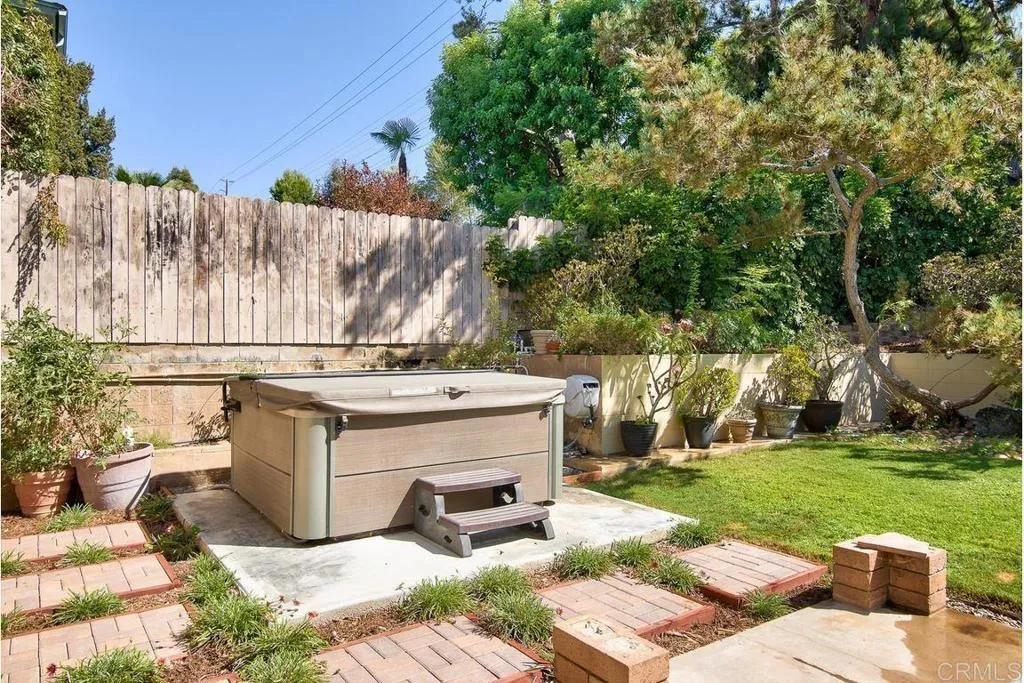https://cdn.realtyfeed.com/cdn/127/307084331/da90aa9c7d18dc207ca1e5470eeb8e6b.webp