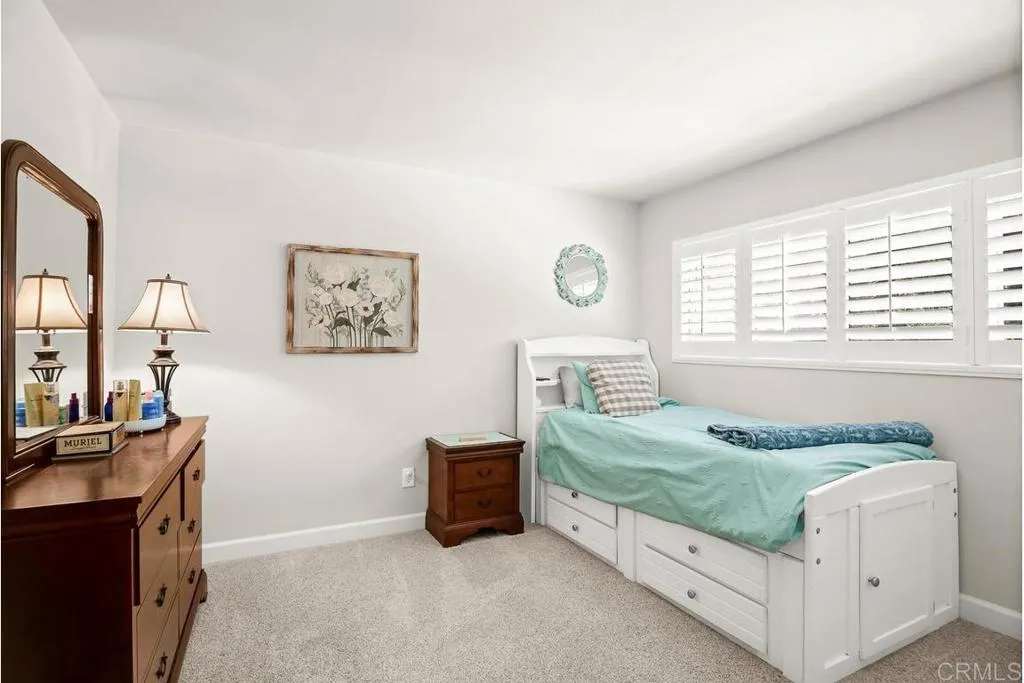 https://cdn.realtyfeed.com/cdn/127/307084331/ea669e5efcb8fd83d3ce7d2892b722a4.webp