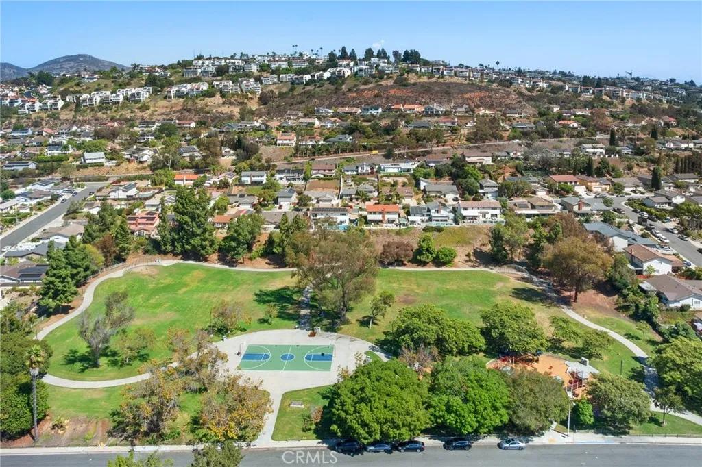 https://cdn.realtyfeed.com/cdn/127/307084333/0566413cde26aa8690e22c46caa302df.webp