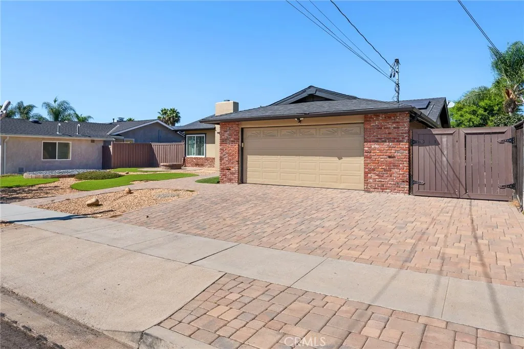 https://cdn.realtyfeed.com/cdn/127/307084333/e72ce334e379423c9197371f3f5a5268.webp