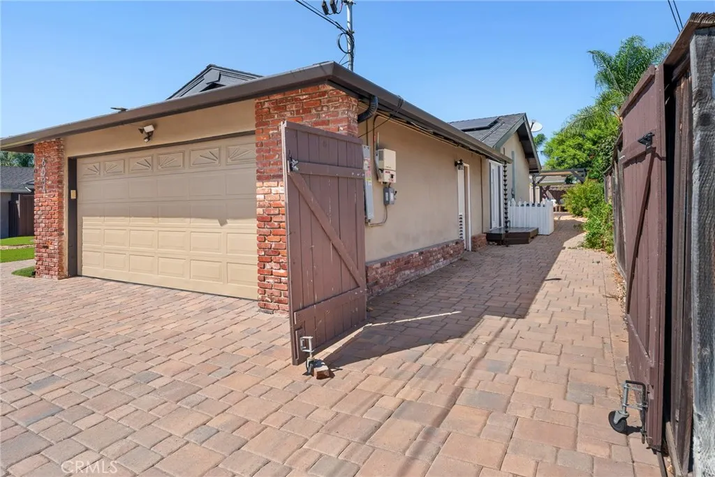 6034 Lancaster Drive, San Diego, CA 92120 - Photo 4 of 32, San Diego, CA