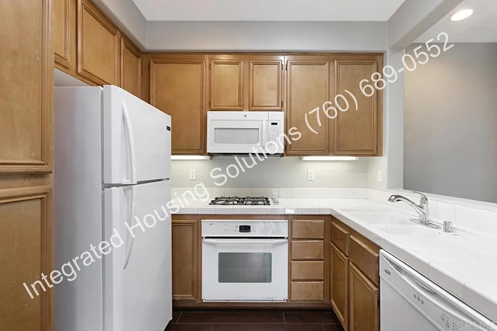 7670 Via Cristal Unit Unit #1, San Diego, CA 92129 - Photo 4 of 10, San Diego, CA