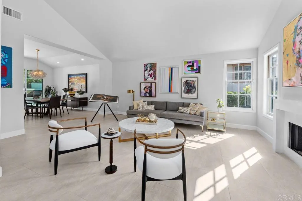 https://cdn.realtyfeed.com/cdn/127/307084369/99555023e165f31d53c2097fd62efc19.webp