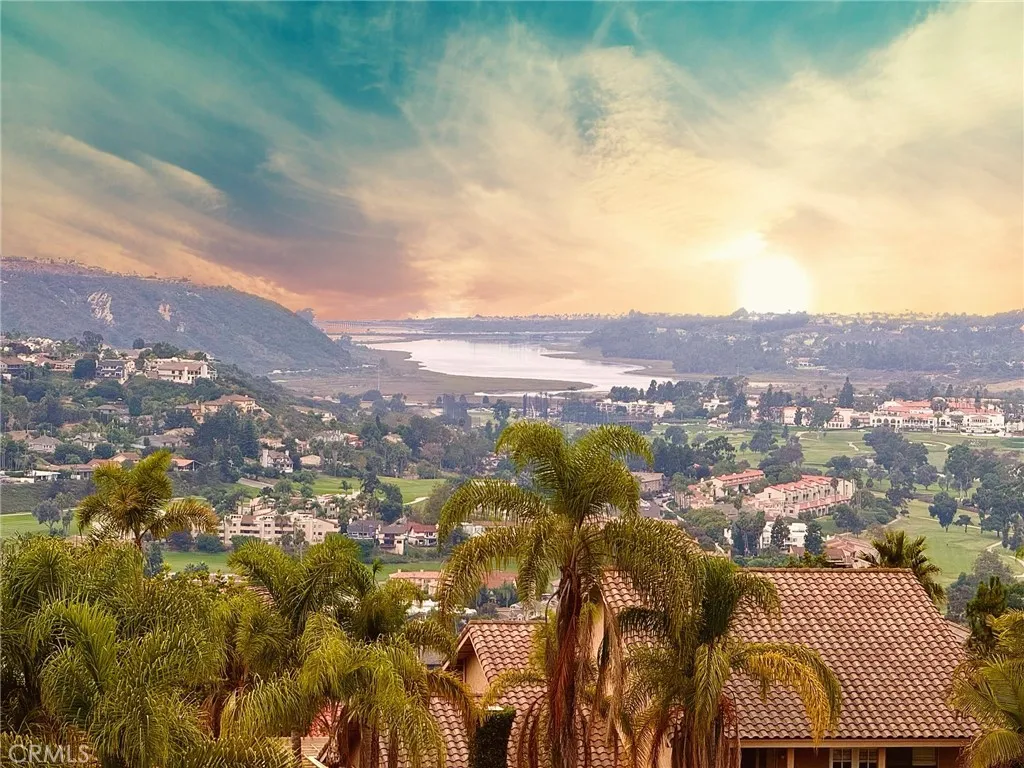 https://cdn.realtyfeed.com/cdn/127/307084373/6cb87738f14583bb3ab6050fcdf135c6.webp