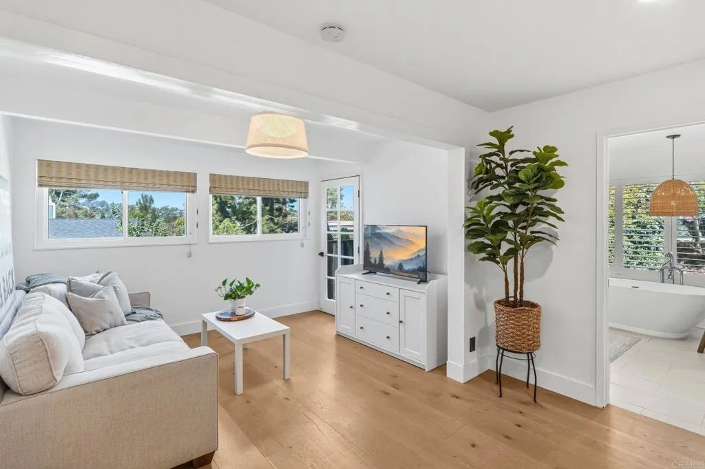 https://cdn.realtyfeed.com/cdn/127/307084385/35abebd8f3226e4ef6f2ba5d4edda0ac.webp
