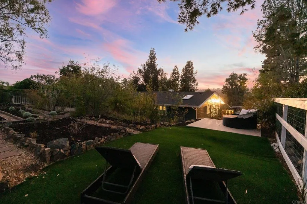 https://cdn.realtyfeed.com/cdn/127/307084385/814d66a8b8c4169e6957505311dae105.webp