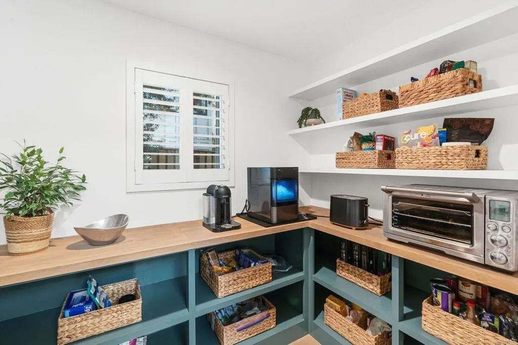 https://cdn.realtyfeed.com/cdn/127/307084385/b4c2e691a20da78eca63547efa9a833f.webp