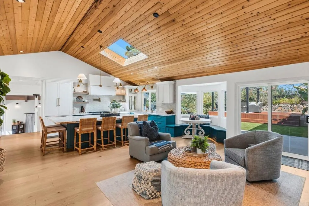 https://cdn.realtyfeed.com/cdn/127/307084385/d55c656f12bbce4b1f1f73ff5e5c71a0.webp