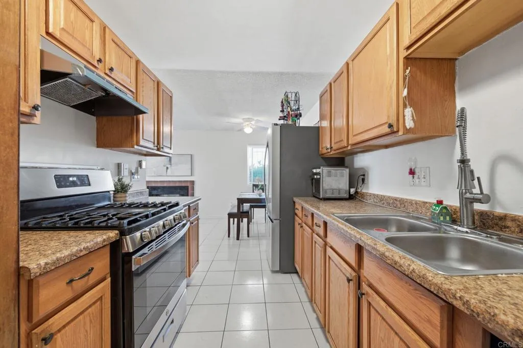 https://cdn.realtyfeed.com/cdn/127/307084398/1d52fae7abf403d7607d1c93d0fd66a1.webp