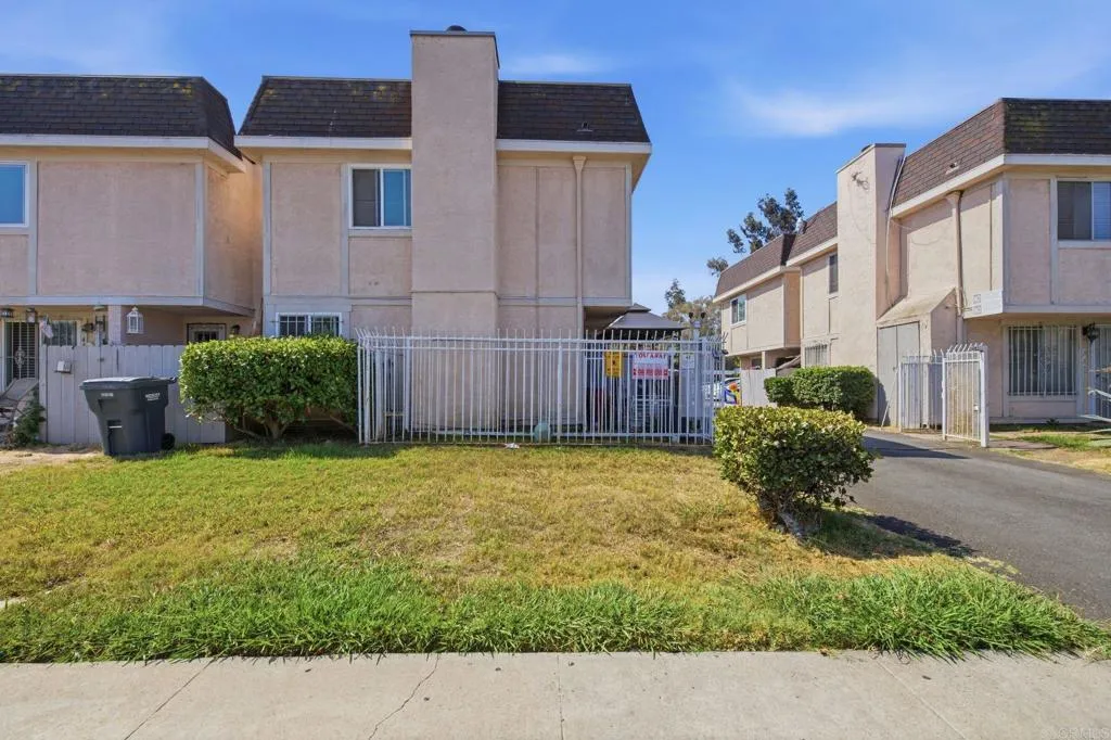 https://cdn.realtyfeed.com/cdn/127/307084398/6818f2b1d2d520a989a11f4f9829153b.webp