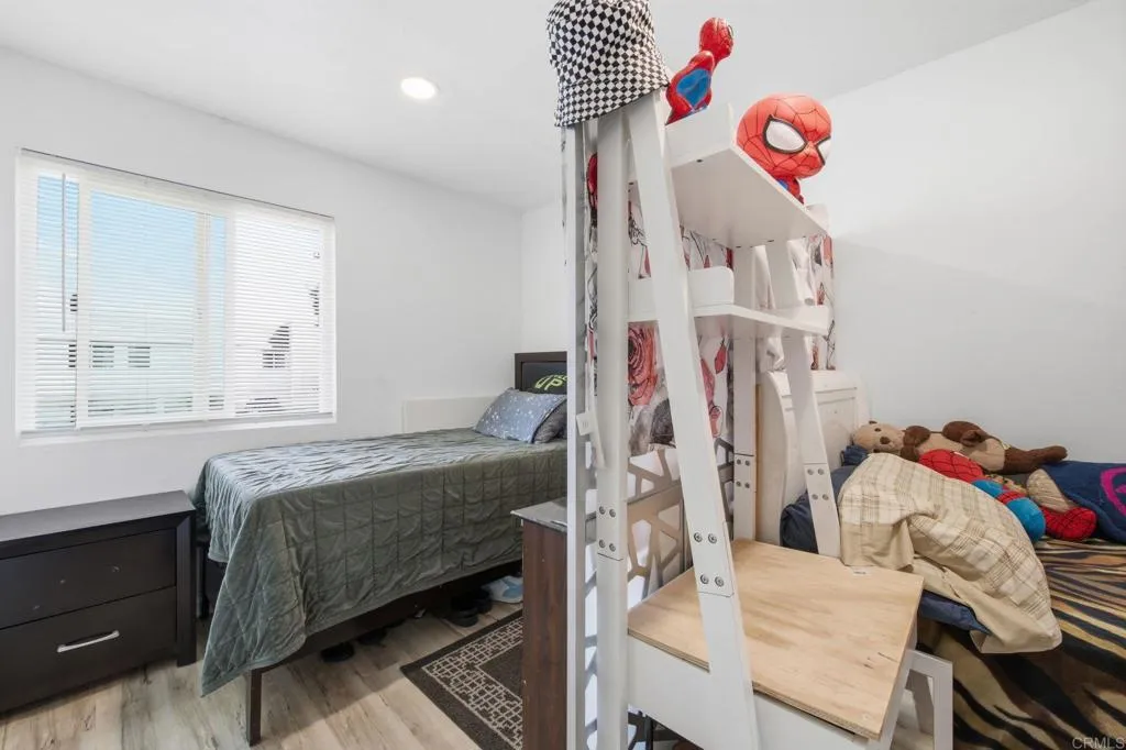 https://cdn.realtyfeed.com/cdn/127/307084398/db8c0633e92d24506920fa1e0637c4a8.webp