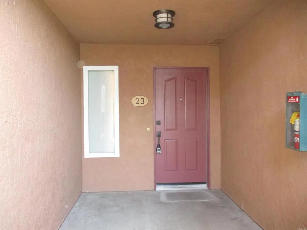 https://cdn.realtyfeed.com/cdn/127/307084405/3965f82b665de0be72b72db32b035bd0.webp