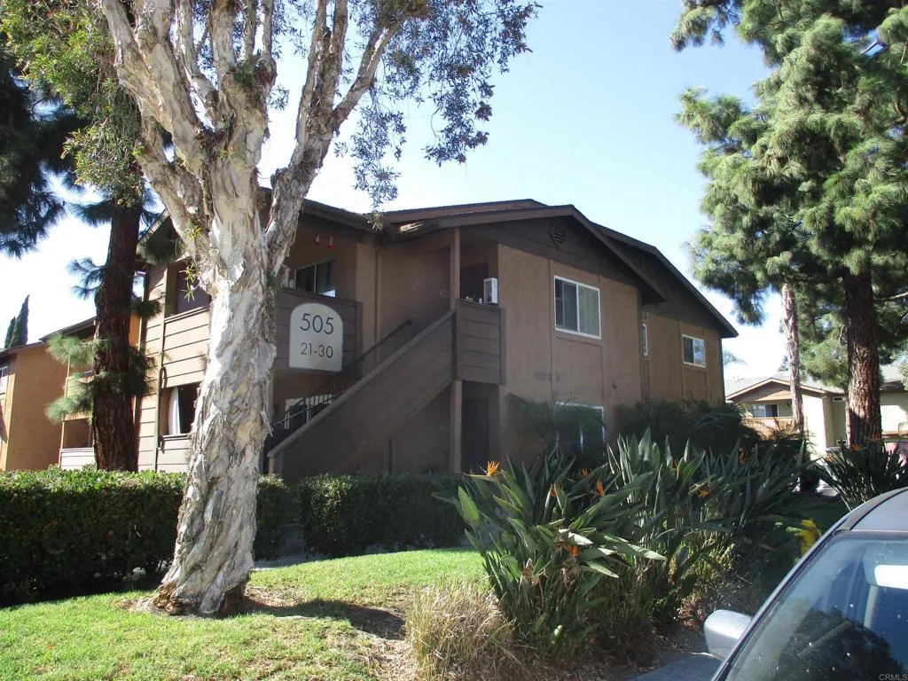 https://cdn.realtyfeed.com/cdn/127/307084405/5fb05631ef3d91436f7de052536d4e7f.webp