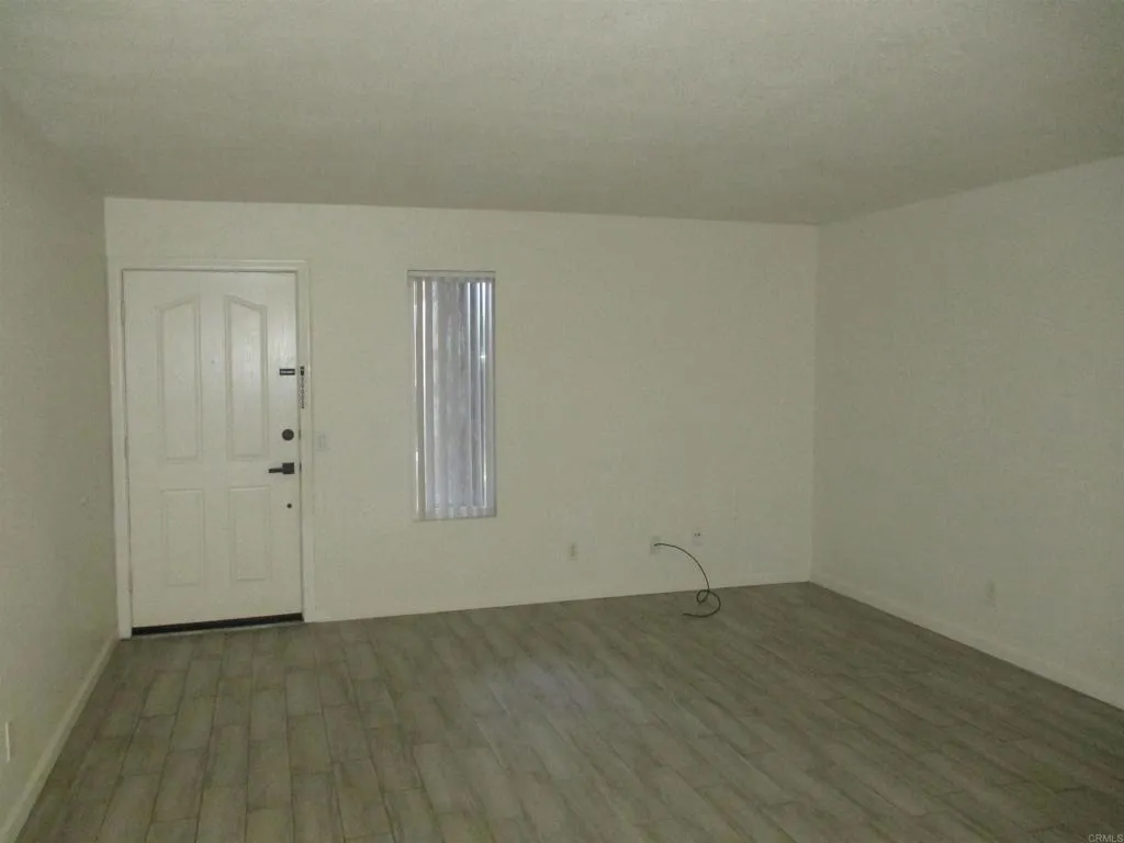 https://cdn.realtyfeed.com/cdn/127/307084405/755a8de9f4e35cfa03c91ea4c2394e3b.webp