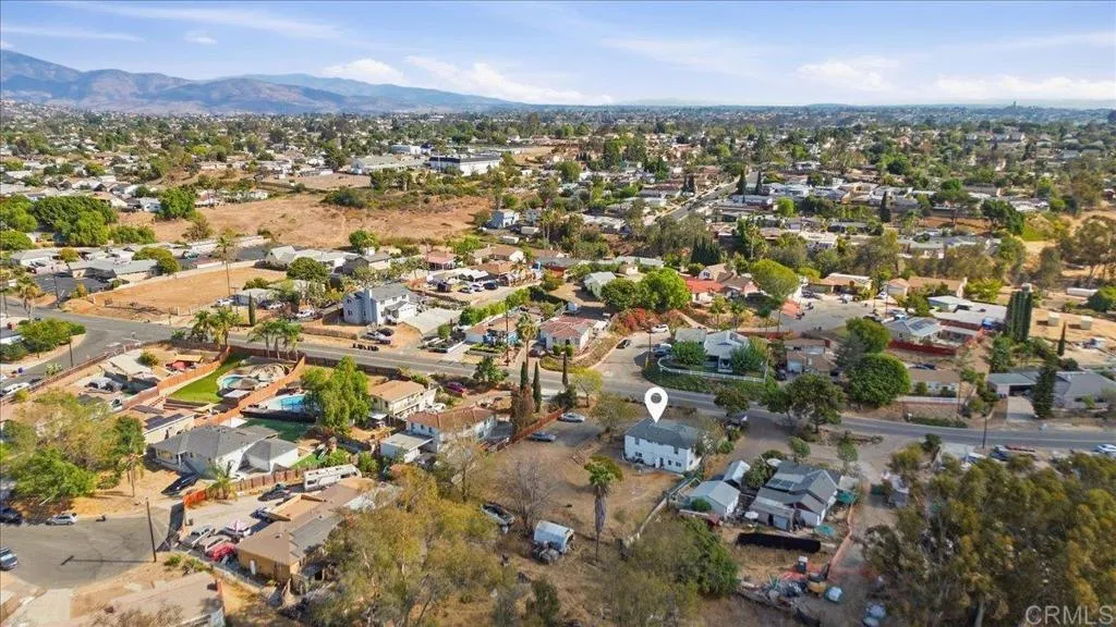 https://cdn.realtyfeed.com/cdn/127/307084457/5be9f0d0da29f6330f6941d7fdd0d393.webp