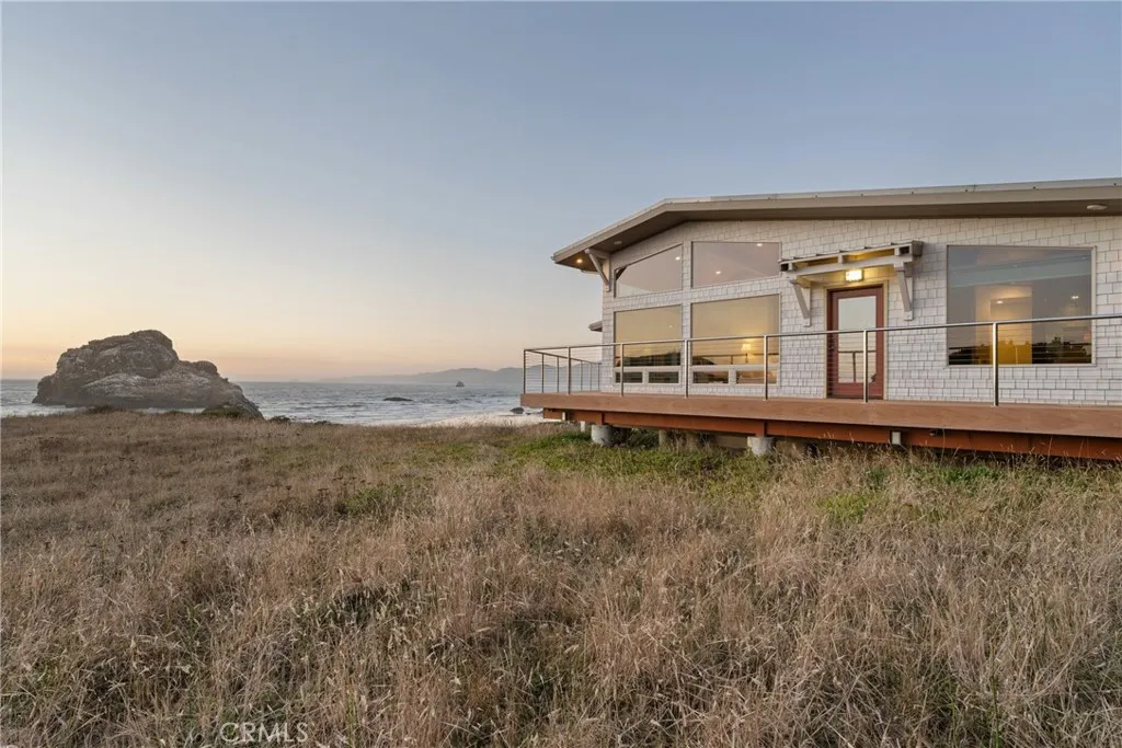 405 Island View, Smith River, CA 95567 - Photo 3 of 146, Smith River, CA