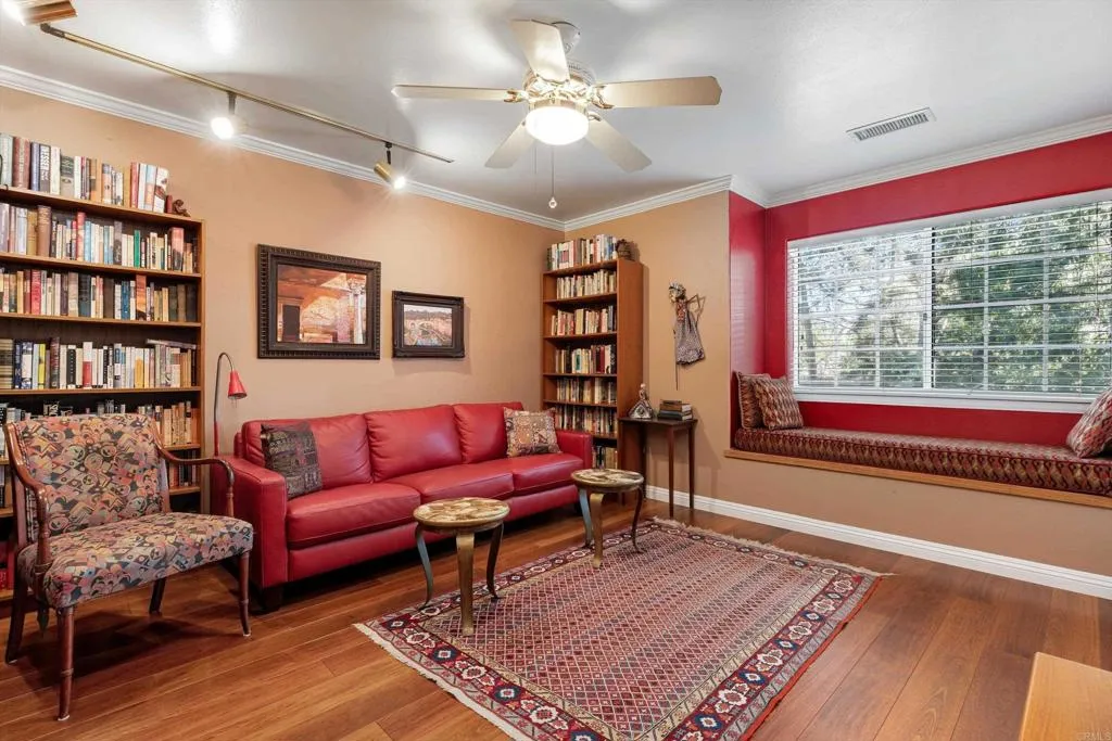 https://cdn.realtyfeed.com/cdn/127/307084626/2b03a4631697a8ab2ba9e31b35c4d7d3.webp