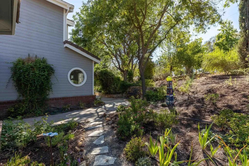 https://cdn.realtyfeed.com/cdn/127/307084626/457614f53e6c956ee2f987c62c249c1f.webp