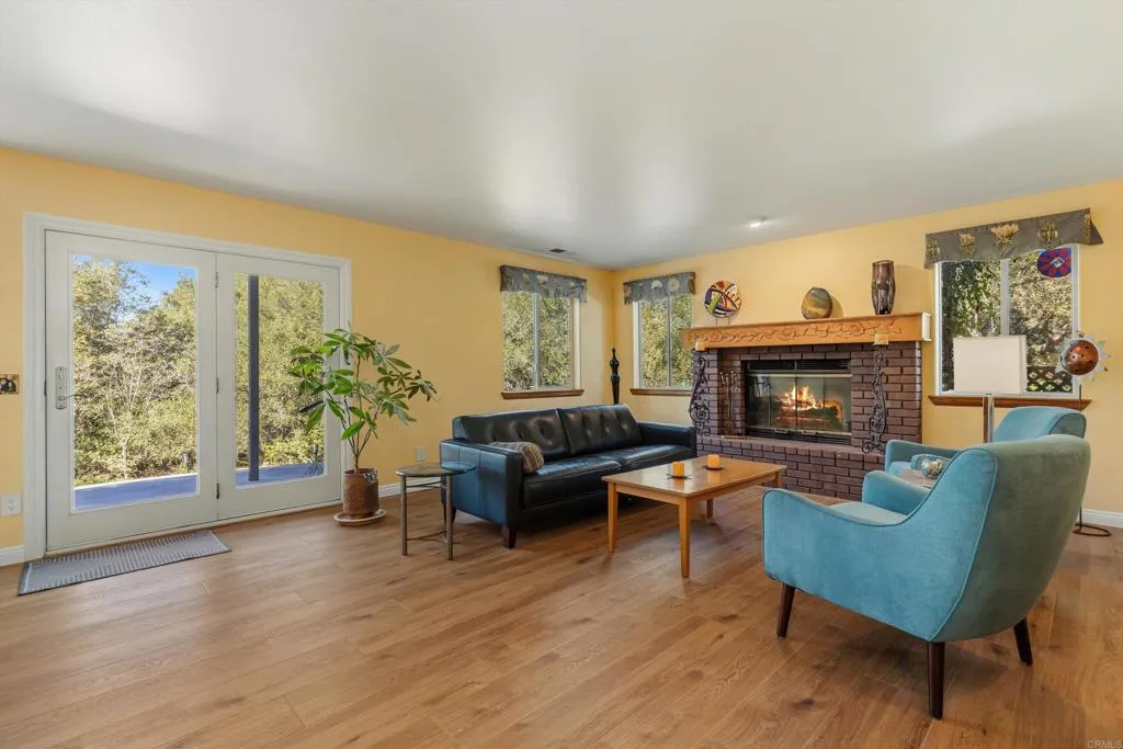 https://cdn.realtyfeed.com/cdn/127/307084626/53a9536e9172f84b691cfdfe49f2875c.webp