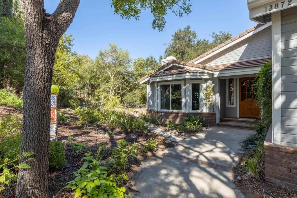 13872 Misty Oak Road, Valley Center, CA 92082 - Photo 3 of 68, Valley Center, CA