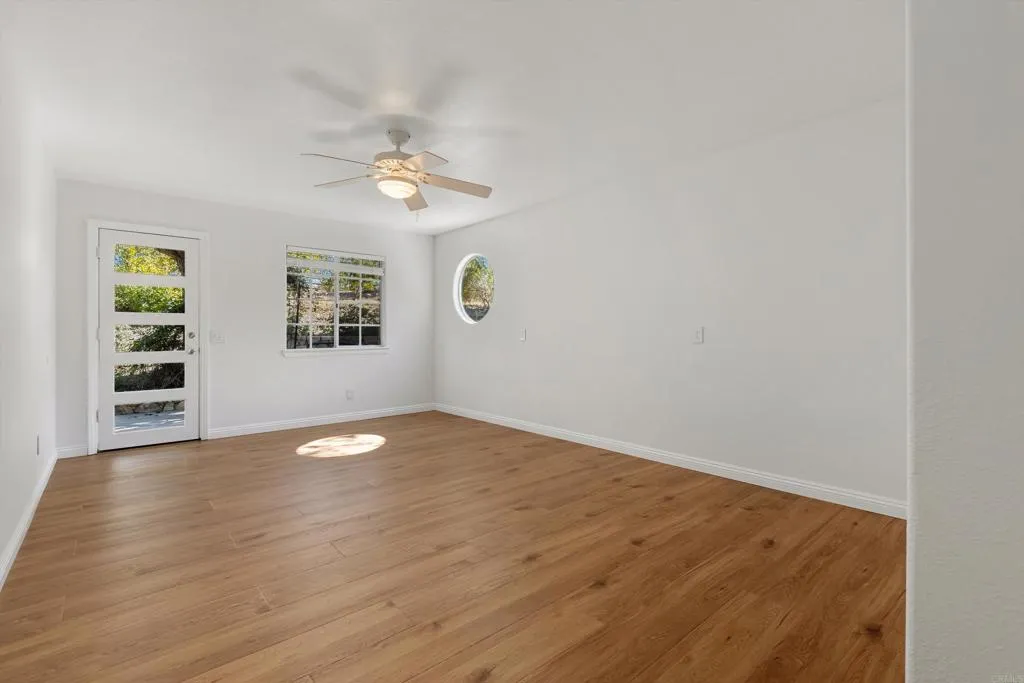 https://cdn.realtyfeed.com/cdn/127/307084626/92cdd2fe65c6360a2ebf5bf9f6189fdb.webp