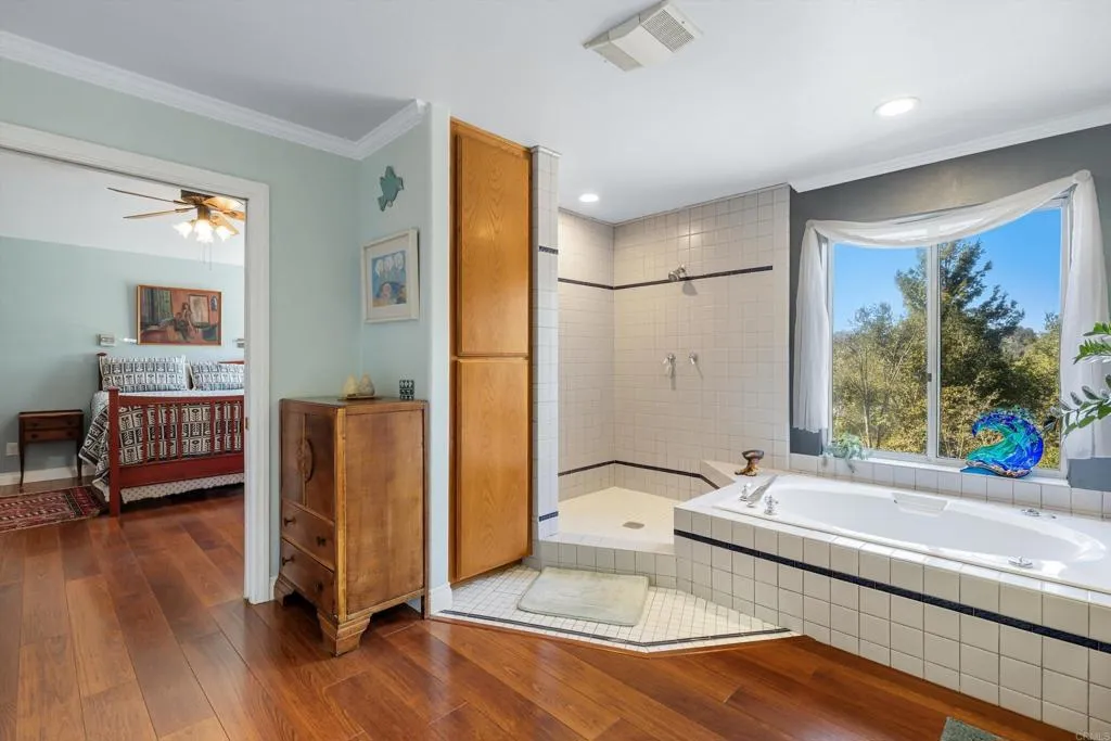 https://cdn.realtyfeed.com/cdn/127/307084626/a542f1d44b259b456a826ea30fbe3cea.webp