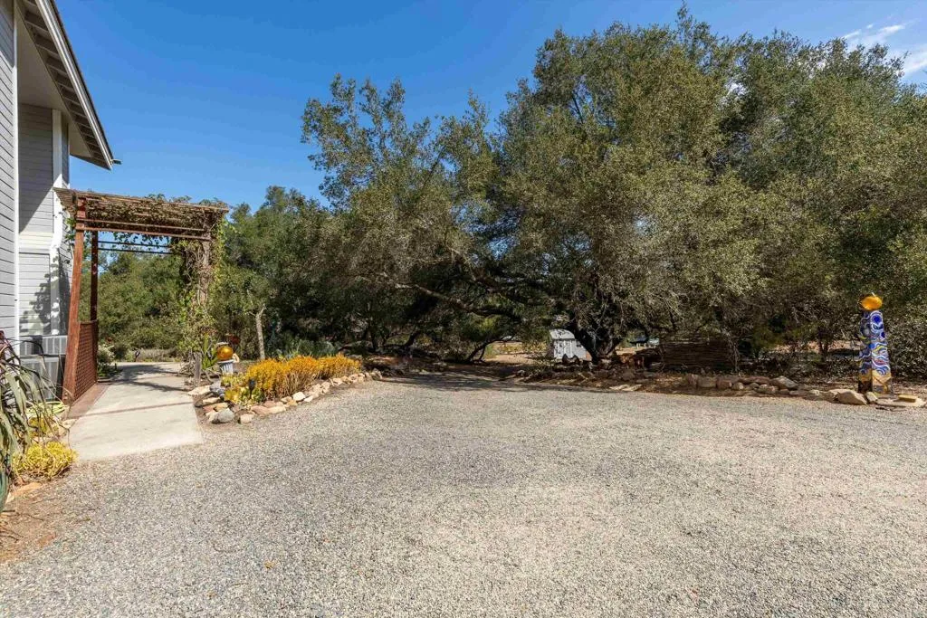https://cdn.realtyfeed.com/cdn/127/307084626/d81f441dd4bc6c840a222fce9afe390c.webp