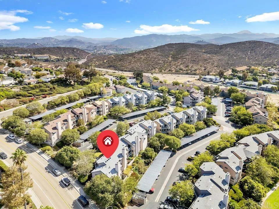 https://cdn.realtyfeed.com/cdn/127/307084634/364d64b384ac028f5ca17e7a473e72be.webp