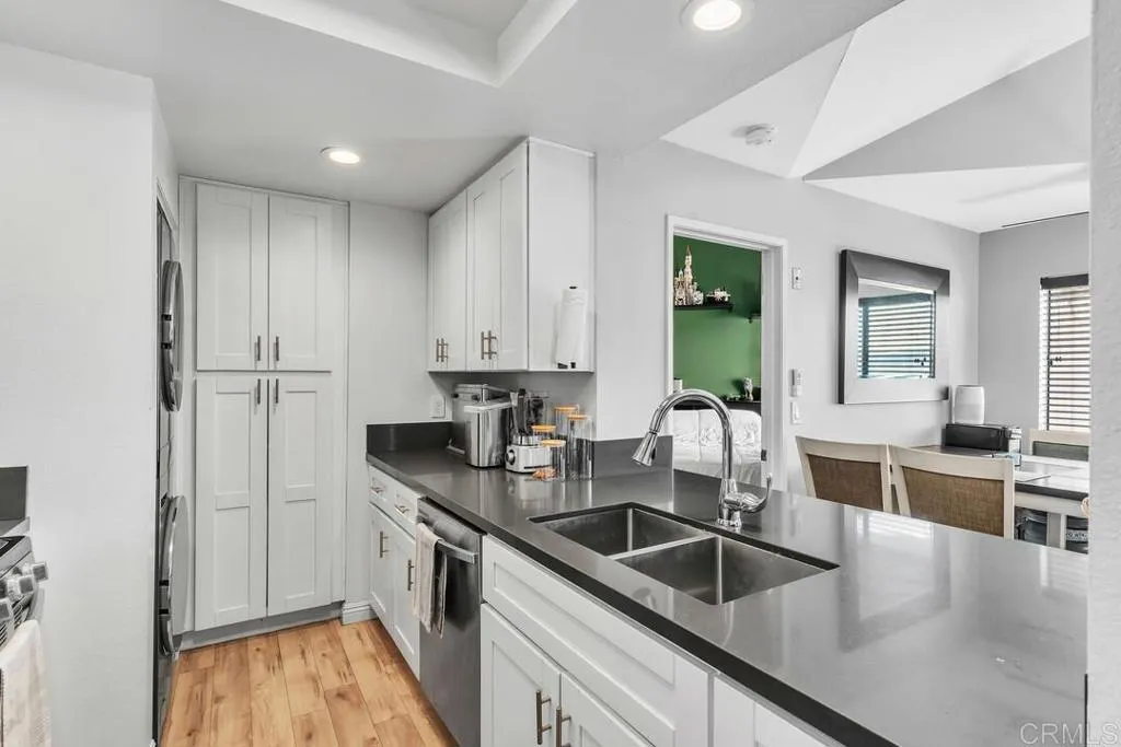 https://cdn.realtyfeed.com/cdn/127/307084634/57b677754fee6fcc26b86ff12d928ca7.webp