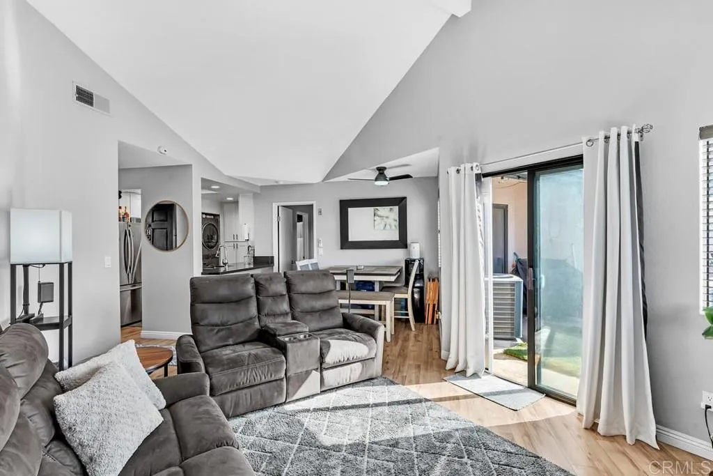 https://cdn.realtyfeed.com/cdn/127/307084634/57b94654e0402ccab37304ad4e537e69.webp
