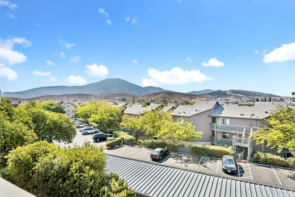 https://cdn.realtyfeed.com/cdn/127/307084634/88032249c003483049467d07329c4172.webp