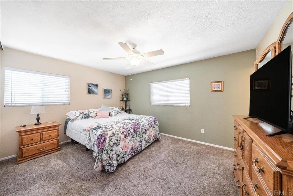 https://cdn.realtyfeed.com/cdn/127/307084636/3c6b12f25d6b495dd670ee838667dc07.webp