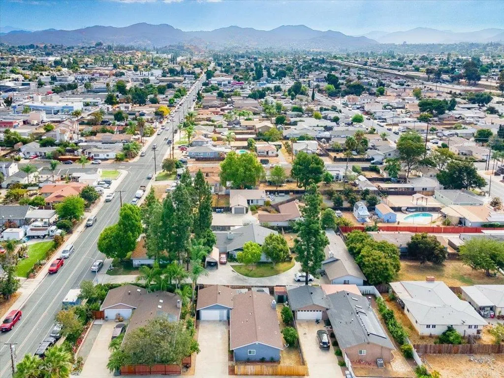 https://cdn.realtyfeed.com/cdn/127/307084636/ace132a3e79b88b134fe52a031286879.webp