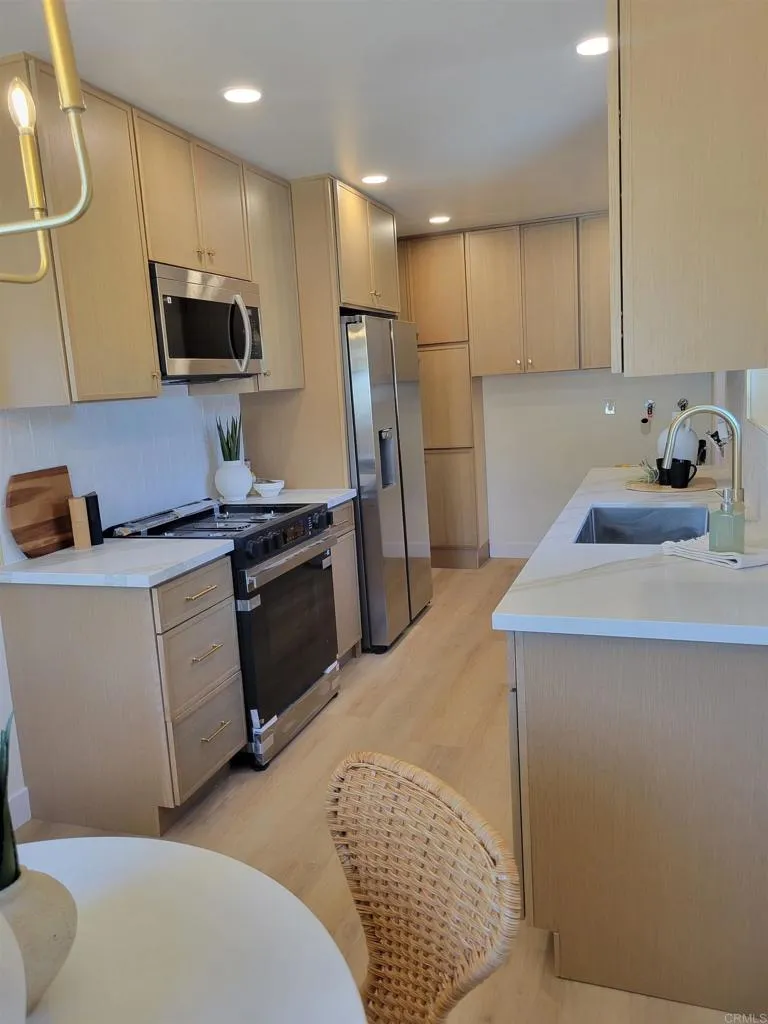 https://cdn.realtyfeed.com/cdn/127/307084752/bac78fa8db19ad5cbf0108c2f753cc3a.webp