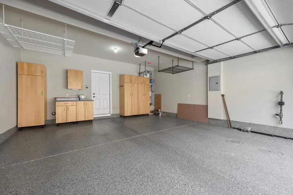 https://cdn.realtyfeed.com/cdn/127/307084753/4e2b2a599fa0b49d75ddecf5a9fd7fe4.webp