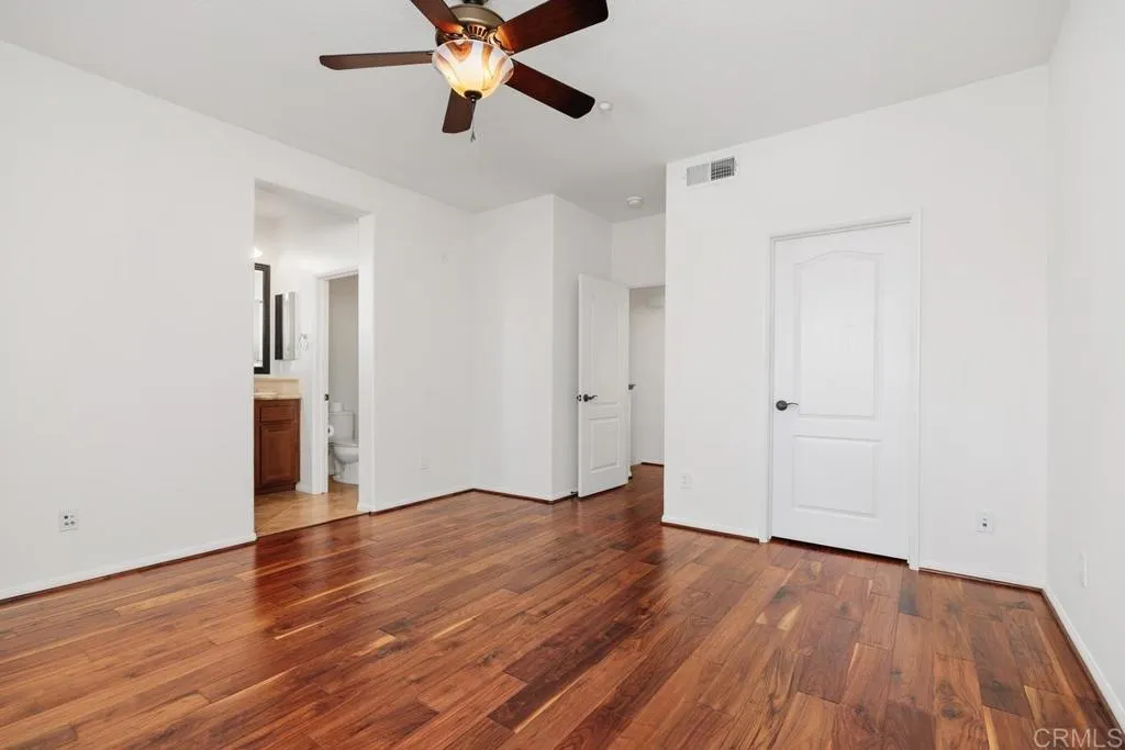 https://cdn.realtyfeed.com/cdn/127/307084753/bd67d091583e82d765050f80be929188.webp
