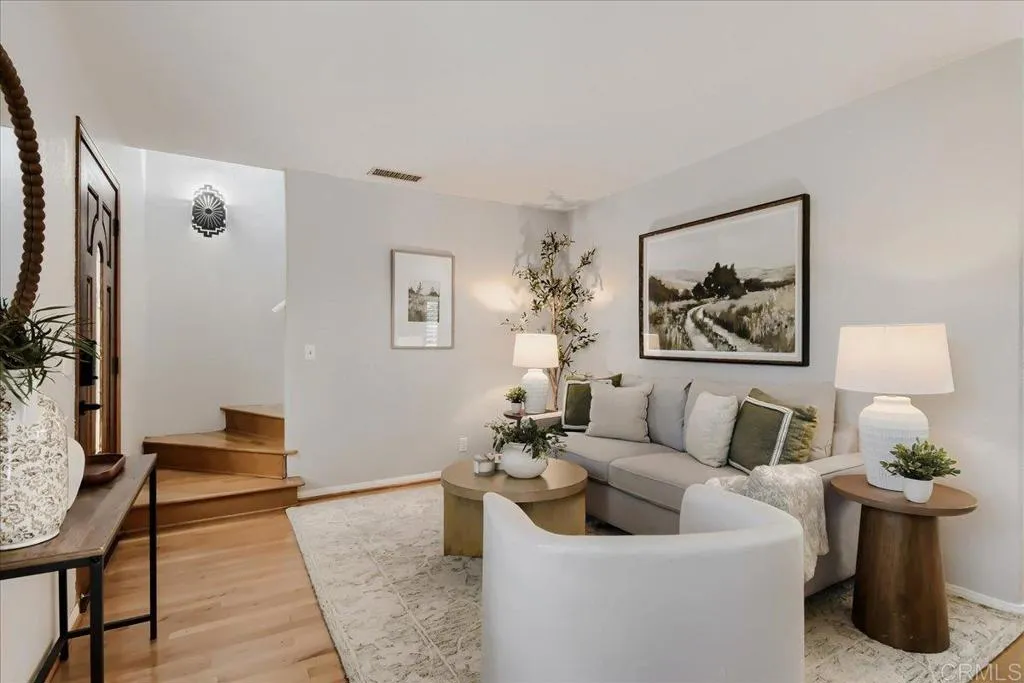 https://cdn.realtyfeed.com/cdn/127/307084776/335139ed9d47f80d9ae21799811e8036.webp
