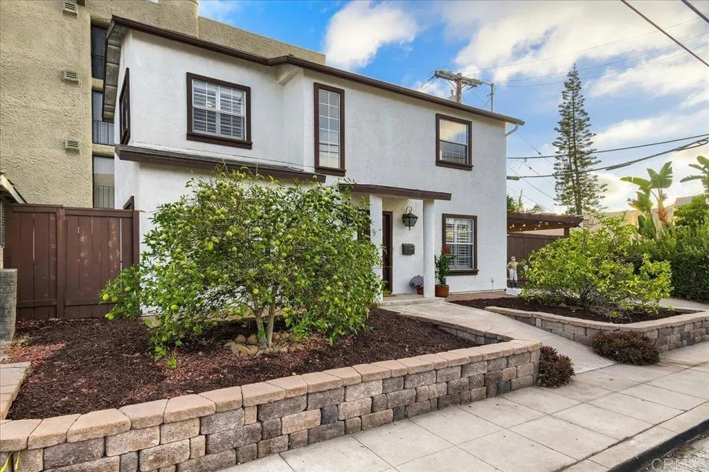https://cdn.realtyfeed.com/cdn/127/307084776/75ab843da487036cf2153aac95ceaa27.webp