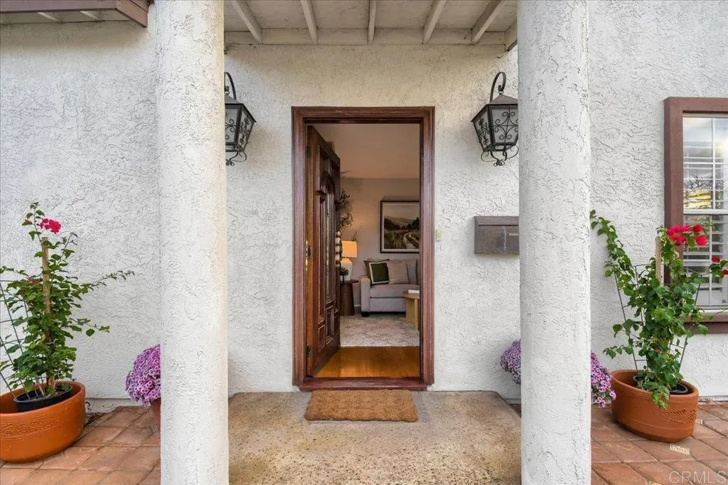 https://cdn.realtyfeed.com/cdn/127/307084776/c0be8b0b910082bb8eb7f8b09d01d088.webp