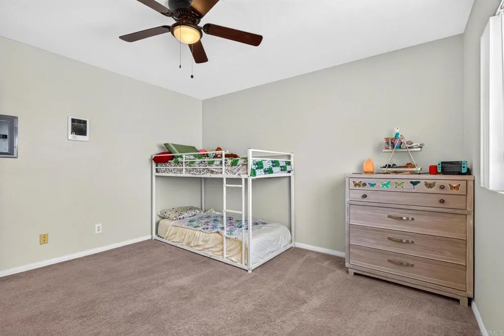 https://cdn.realtyfeed.com/cdn/127/307084812/93ac1e669a0b403f9d194cd04688d57a.webp