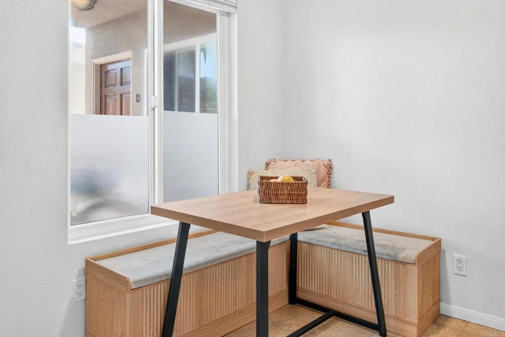 https://cdn.realtyfeed.com/cdn/127/307084812/9b7f8b200b2ca8de8ae76a2325fcb0d4.webp