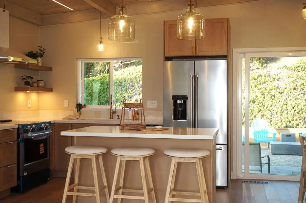 https://cdn.realtyfeed.com/cdn/127/307084816/aa16c8ca7c0fb5e120f1cadda43042a6.webp