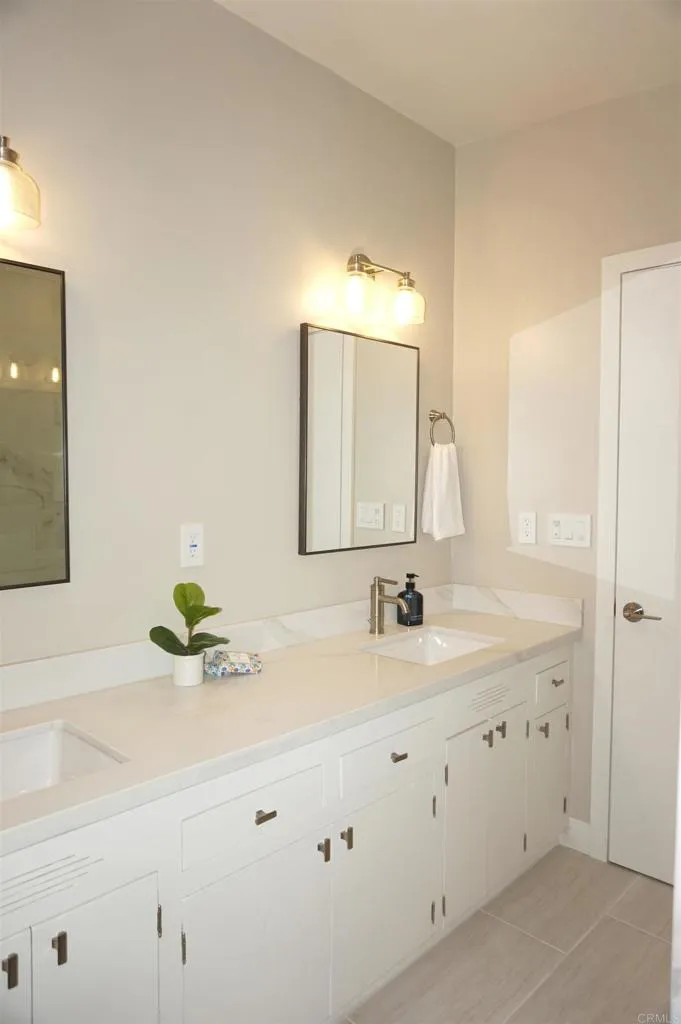 https://cdn.realtyfeed.com/cdn/127/307084816/df7a9af5d5a8baa681e34a8575015627.webp