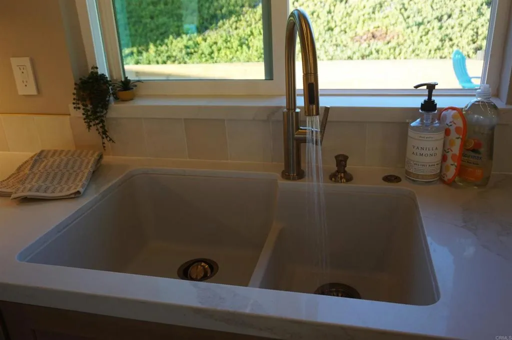 https://cdn.realtyfeed.com/cdn/127/307084816/e1cd413b0530b3d0766e812809952bcb.webp